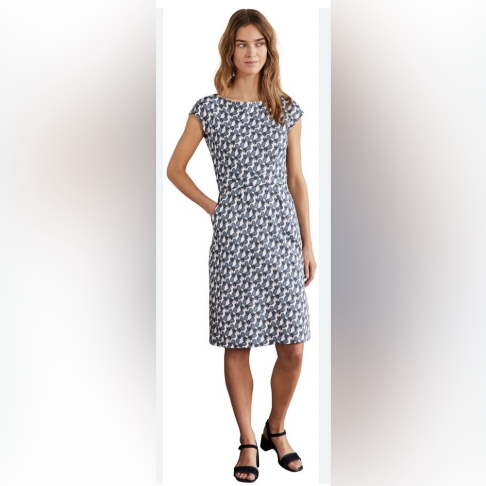 Boden NWT pineapple motif dress. Blue and white. - Picture 2 of 7